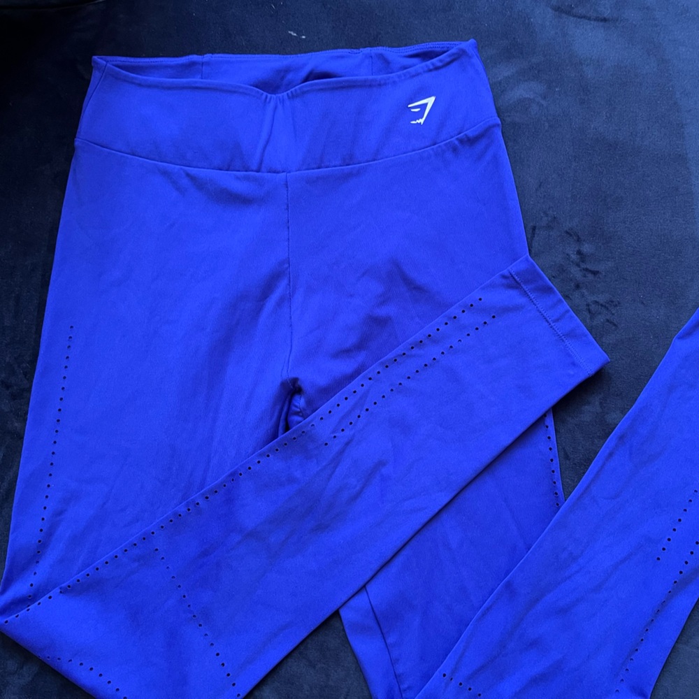 Gymshark leggings size M-purpleishblue
